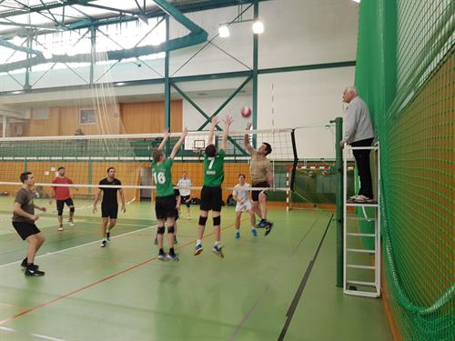 Junioři a juniorky
